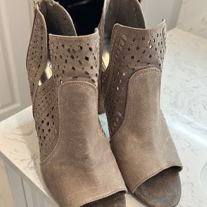 Carlos Santana shoes Size 8